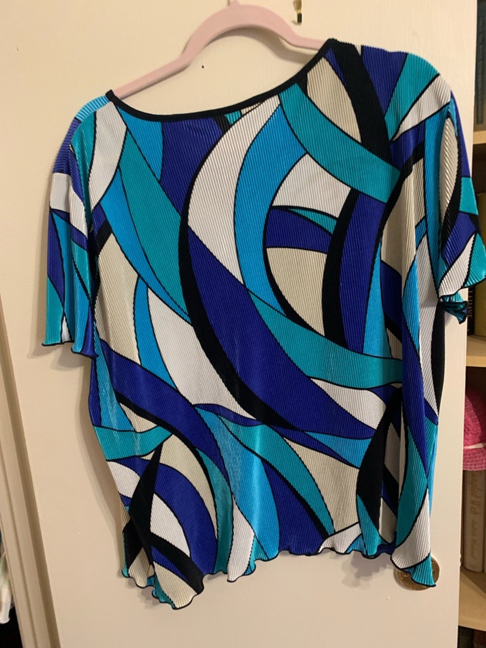 Alfred Dunner Teal, Blue & White Abstract Pleated Blouse - Picture 2 of 2